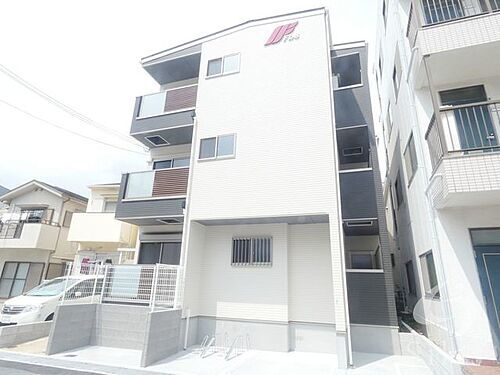兵庫県神戸市灘区大石南町１丁目 3階建 
