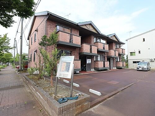 リューデスハイム 2階建
