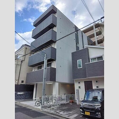 兵庫県神戸市中央区二宮町２丁目 5階建