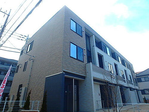 ルミエールモンドＡ 3階建