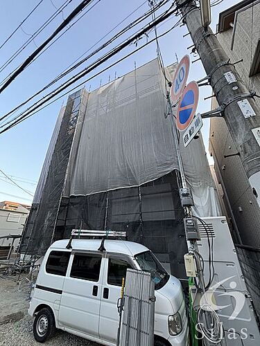 大阪府茨木市春日１丁目 築1年未満 4階建