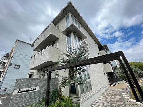 大阪府大阪市平野区加美正覚寺１丁目 3階建 築6年7ヶ月