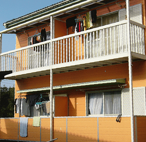 ハイツ愛２ 2階建