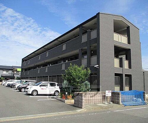 京都府八幡市八幡軸 築12年10ヶ月 3階建