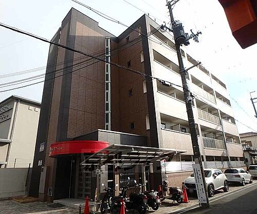 大阪府枚方市牧野阪１丁目 築11年10ヶ月 5階建