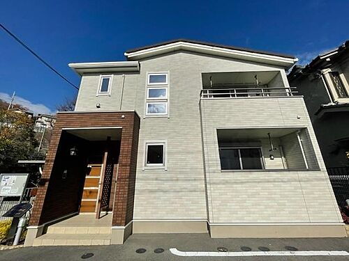 大阪府高槻市松が丘３丁目 2階建 築10年4ヶ月