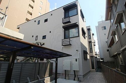 大阪府茨木市別院町 3階建 築2年4ヶ月