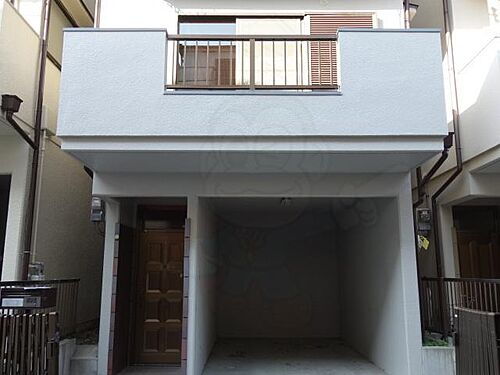 大阪府高槻市郡家新町 3階建 築33年5ヶ月