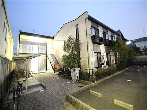 大阪府高槻市五領町 2階建 築18年3ヶ月