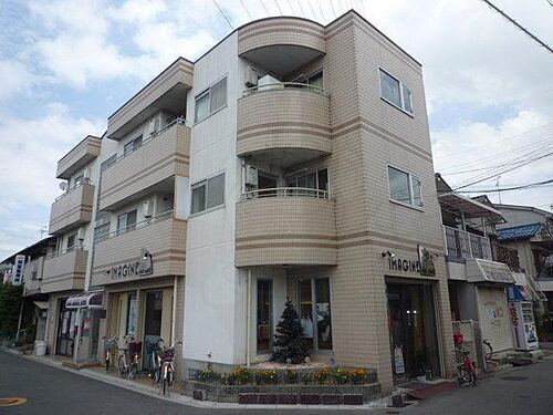大阪府高槻市春日町 築36年9ヶ月 3階建
