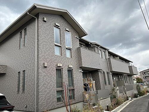 大阪府高槻市富田町３丁目 築3年 2階建