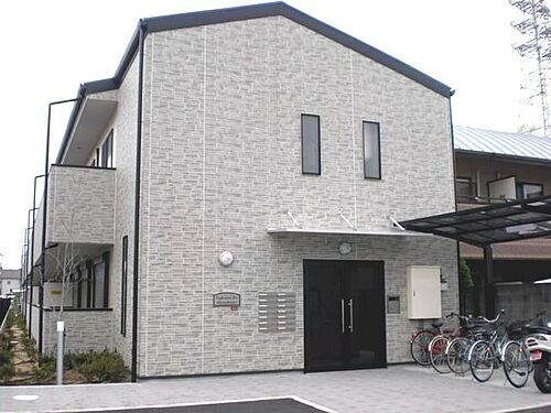 大阪府高槻市城東町 築17年8ヶ月 2階建