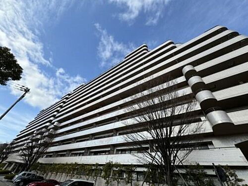 大阪府吹田市山田東４丁目 賃貸マンション