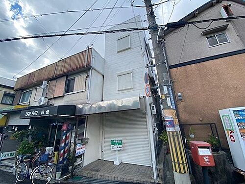 総持寺駅前町貸家