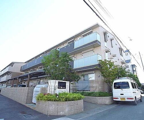 京都府京都市伏見区下鳥羽中円面田町 3階建 築10年6ヶ月