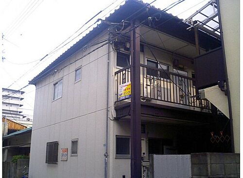 兵庫県西宮市笠屋町 2階建