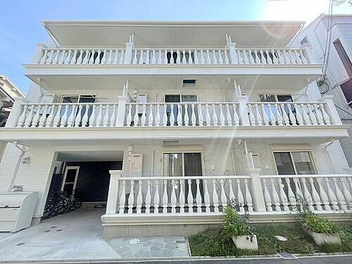 大阪府松原市一津屋４丁目 築1年 3階建