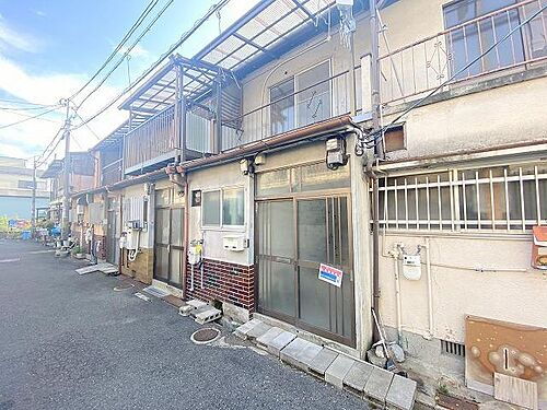 大阪府松原市天美南２丁目 テラスハウス