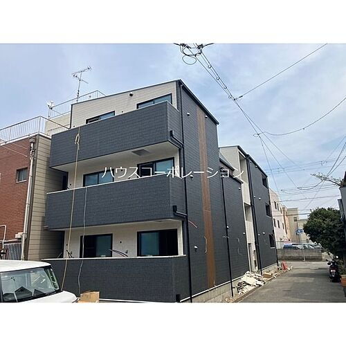 兵庫県尼崎市開明町２丁目 3階建
