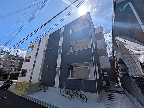 兵庫県尼崎市東本町３丁目 3階建 