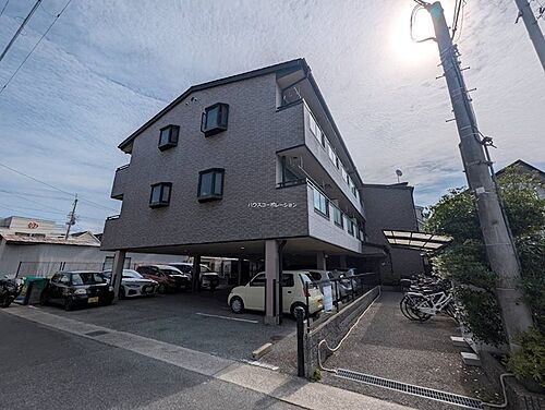 兵庫県伊丹市船原２丁目 築29年9ヶ月 3階建