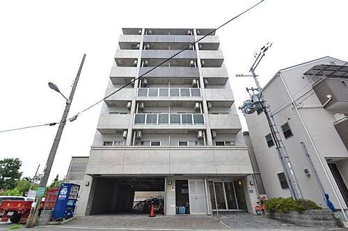 大阪府大阪市浪速区木津川１丁目 8階建