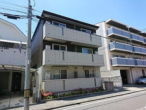 兵庫県尼崎市南武庫之荘３丁目 築9年11ヶ月 3階建