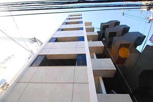 大阪府大阪市北区錦町 賃貸マンション