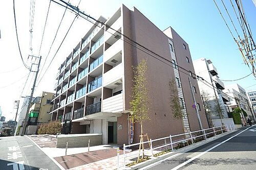 東京都板橋区南常盤台１丁目 6階建