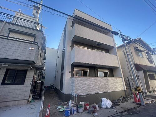 兵庫県尼崎市開明町１丁目 3階建 築1年未満
