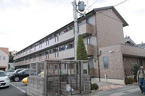 兵庫県川西市栄根２丁目 賃貸アパート