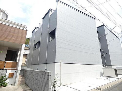 千葉県松戸市上本郷 築8年3ヶ月 2階建