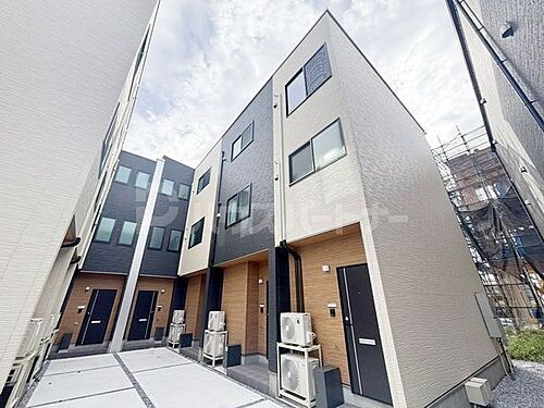 東京都足立区関原２丁目 テラスハウス