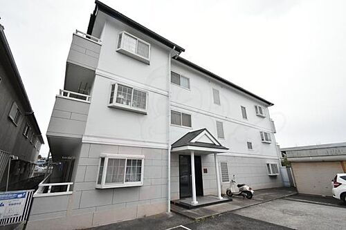 大阪府和泉市伯太町２丁目 3階建 築33年1ヶ月