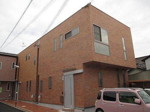 グラーツ浜寺駅前