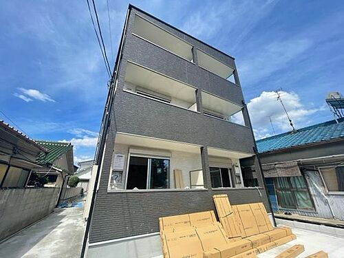 大阪府高石市取石２丁目 築3年3ヶ月 3階建