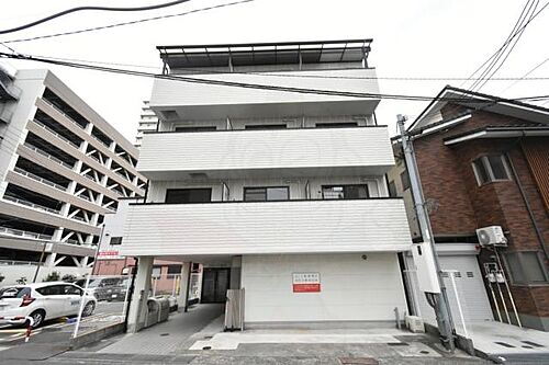 大阪府和泉市府中町１丁目 築24年11ヶ月 4階建