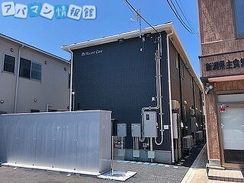 新潟県新潟市中央区南万代町 賃貸アパート