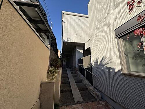 京都府向日市上植野町南開 賃貸マンション