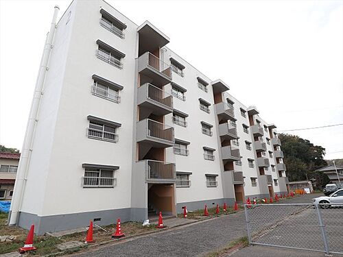 ビレッジハウス竹原２号棟 5階建