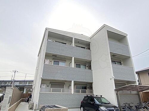 兵庫県尼崎市猪名寺２丁目 築3年6ヶ月 3階建