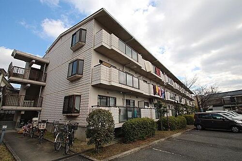 大阪府交野市郡津５丁目 3階建 築32年4ヶ月