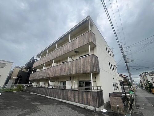 大阪府枚方市伊加賀寿町 3階建 築17年10ヶ月