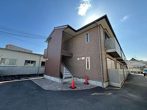 大阪府枚方市出口２丁目 築18年3ヶ月 2階建