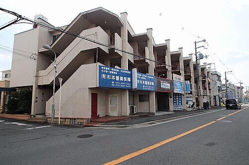 大阪府枚方市走谷１丁目 築45年8ヶ月 3階建