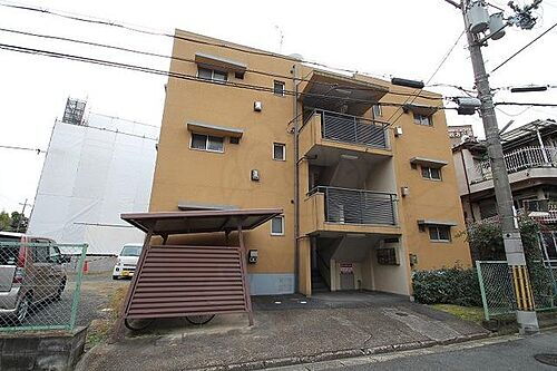 大阪府枚方市高塚町 築50年9ヶ月 3階建