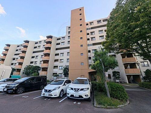 大阪府茨木市白川３丁目 築41年6ヶ月 9階建