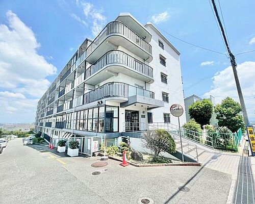 大阪府吹田市藤が丘町 賃貸マンション