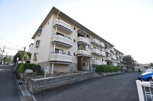 大阪府箕面市小野原東５丁目 築39年 3階建