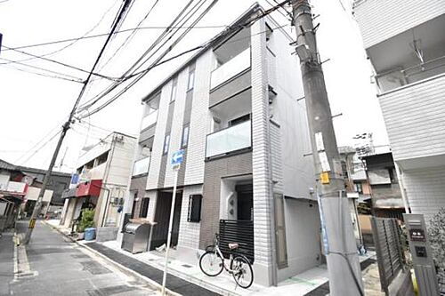 大阪府吹田市朝日町 築4年3ヶ月 3階建